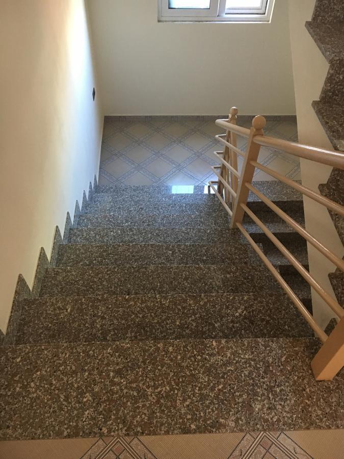 Vila Papa Дуррес Экстерьер фото